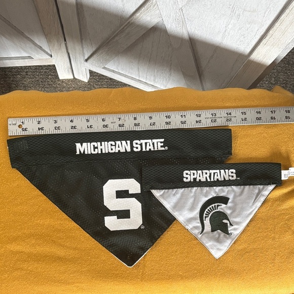 Michigan State Spartans Dog Bandanas - Picture 2 of 7